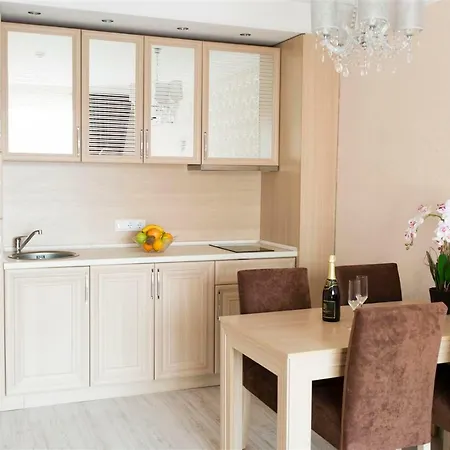 Harmony Grand Apartmanhotel Napospart