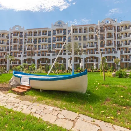 Harmony Grand 4* Napospart