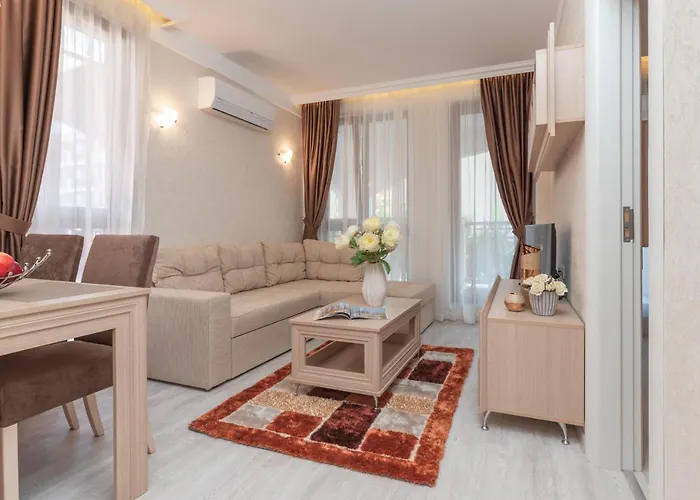 Harmony Grand Aparthotel 4*