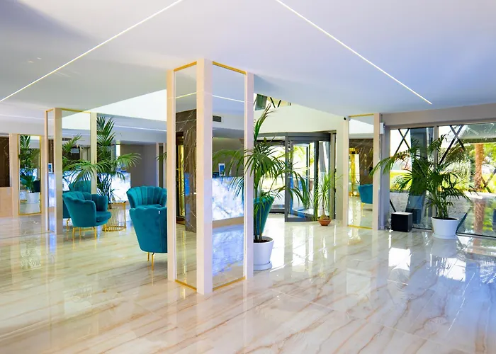 Aparthotel Harmony Grand 4*