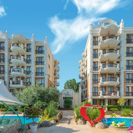 Harmony Grand Ξενοδοχείο με διαμερίσματα 4*