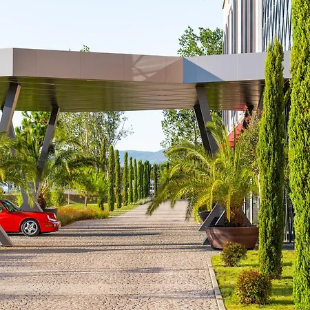 Harmony Grand מלון דירות סאני ביץ'