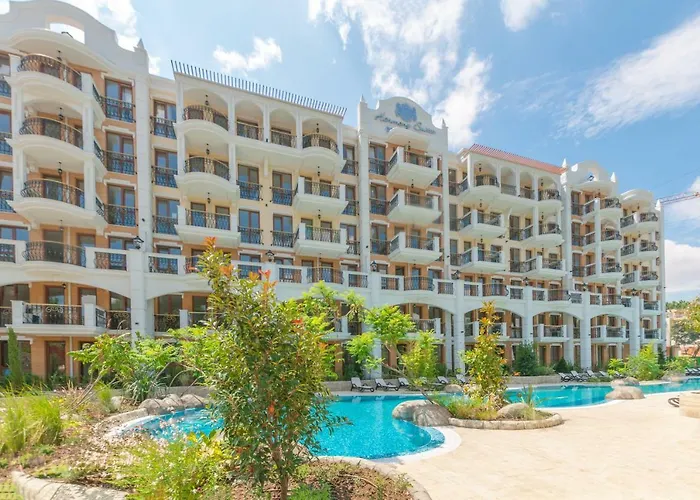 Harmony Grand Aparthotel 4*